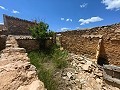 Ruine in Pinoso mit genügend Land zum Bau einer neuen Immobilie in Alicante Dream Homes API 1122
