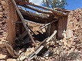 Ruine in Pinoso mit genügend Land zum Bau einer neuen Immobilie in Alicante Dream Homes API 1122