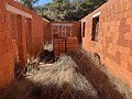Groot perceel met een onvoltooide bebouwing in Alicante Dream Homes API 1122