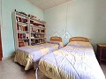 Landhaus mit 4 Schlafzimmern und 1 Bad in Monovar. in Alicante Dream Homes API 1122