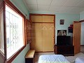 Landhaus mit 4 Schlafzimmern und 1 Bad in Monovar. in Alicante Dream Homes API 1122