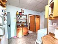 Landhaus mit 4 Schlafzimmern und 1 Bad in Monovar. in Alicante Dream Homes API 1122