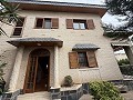 Prachtige villa met 4 slaapkamers en 2 badkamers in een van de meest prestigieuze gebieden van Elda in Alicante Dream Homes API 1122