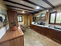 Prachtige villa met 4 slaapkamers en 2 badkamers in een van de meest prestigieuze gebieden van Elda in Alicante Dream Homes API 1122