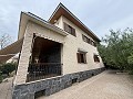Prachtige villa met 4 slaapkamers en 2 badkamers in een van de meest prestigieuze gebieden van Elda in Alicante Dream Homes API 1122