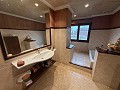 Prachtige villa met 4 slaapkamers en 2 badkamers in een van de meest prestigieuze gebieden van Elda in Alicante Dream Homes API 1122