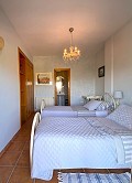 Prachtige villa met 5 slaapkamers en 4 badkamers in Encebras(Pinoso) met prachtig uitzicht! in Alicante Dream Homes API 1122
