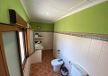 Villa met 3 slaapkamers en 2 badkamers en gastenverblijf met 3 slaapkamers en 1 badkamer in Salinas. in Alicante Dream Homes API 1122