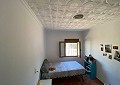 Villa met 3 slaapkamers en 2 badkamers en gastenverblijf met 3 slaapkamers en 1 badkamer in Salinas. in Alicante Dream Homes API 1122