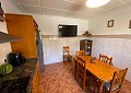 Villa met 3 slaapkamers en 2 badkamers en gastenverblijf met 3 slaapkamers en 1 badkamer in Salinas. in Alicante Dream Homes API 1122