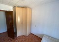Villa met 3 slaapkamers en 2 badkamers en gastenverblijf met 3 slaapkamers en 1 badkamer in Salinas. in Alicante Dream Homes API 1122