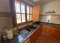 Villa met 3 slaapkamers en 2 badkamers en gastenverblijf met 3 slaapkamers en 1 badkamer in Salinas. in Alicante Dream Homes API 1122