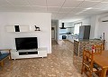 Villa met 3 slaapkamers en 2 badkamers en gastenverblijf met 3 slaapkamers en 1 badkamer in Salinas. in Alicante Dream Homes API 1122