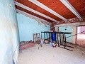 Spacious country house with 8 rooms to renovate in Yecla in Alicante Dream Homes API 1122