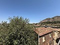 Fantastisches Stadthaus mit 4 Schlafzimmern und 3 Bädern mit Blick auf das Schloss in Petrer in Alicante Dream Homes API 1122