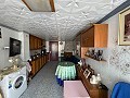 Fantastisches Stadthaus mit 4 Schlafzimmern und 3 Bädern mit Blick auf das Schloss in Petrer in Alicante Dream Homes API 1122