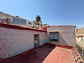 Fantastisches Stadthaus mit 4 Schlafzimmern und 3 Bädern mit Blick auf das Schloss in Petrer in Alicante Dream Homes API 1122