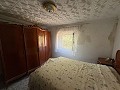 Fantastisches Stadthaus mit 4 Schlafzimmern und 3 Bädern mit Blick auf das Schloss in Petrer in Alicante Dream Homes API 1122