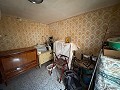 Fantastisches Stadthaus mit 4 Schlafzimmern und 3 Bädern mit Blick auf das Schloss in Petrer in Alicante Dream Homes API 1122
