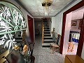 Fantastisches Stadthaus mit 4 Schlafzimmern und 3 Bädern mit Blick auf das Schloss in Petrer in Alicante Dream Homes API 1122