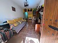  Charmante maison de village à trois étages à Elche de la Sierra in Alicante Dream Homes API 1122