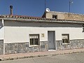 Reihenhaus mit 3 Schlafzimmern, Terrasse, Garage und Garten in Alicante Dream Homes API 1122