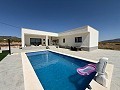 Prachtige villa met 3 slaapkamers en 2 badkamers in Pinoso. in Alicante Dream Homes API 1122