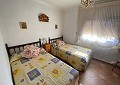 Fabulosa villa de 4 dormitorios con casa de invitados independiente en Sax in Alicante Dream Homes API 1122