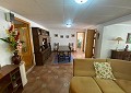 Fabulosa villa de 4 dormitorios con casa de invitados independiente en Sax in Alicante Dream Homes API 1122