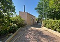 Fabulosa villa de 4 dormitorios con casa de invitados independiente en Sax in Alicante Dream Homes API 1122