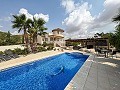 Belle villa de 5 chambres et 4 salles de bain à Pinoso. in Alicante Dream Homes API 1122