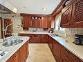 Prachtig privé-landgoed in de bergen met mogelijkheden voor een bedrijf in Jumilla. in Alicante Dream Homes API 1122