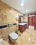 Prachtig privé-landgoed in de bergen met mogelijkheden voor een bedrijf in Jumilla. in Alicante Dream Homes API 1122