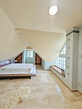 Prachtig privé-landgoed in de bergen met mogelijkheden voor een bedrijf in Jumilla. in Alicante Dream Homes API 1122