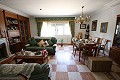Groot vrijstaand huis met 9 slaapkamers in de stad, ideaal voor zaken in Alicante Dream Homes API 1122