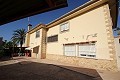 Groot vrijstaand huis met 9 slaapkamers in de stad, ideaal voor zaken in Alicante Dream Homes API 1122