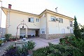 Groot vrijstaand huis met 9 slaapkamers in de stad, ideaal voor zaken in Alicante Dream Homes API 1122