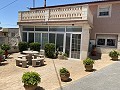 Grande maison de campagne avec commerce de marbre et plantation de raisin in Alicante Dream Homes API 1122