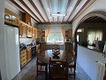Grande maison de campagne avec commerce de marbre et plantation de raisin in Alicante Dream Homes API 1122