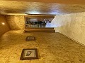 Grande maison de campagne avec commerce de marbre et plantation de raisin in Alicante Dream Homes API 1122