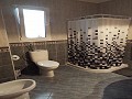 Onberispelijk herenhuis met garage in Caudete in Alicante Dream Homes API 1122
