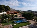 Große freistehende Villa mit Pool in der Nähe der Stadt in Elda-Petrer in Alicante Dream Homes API 1122