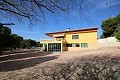 Große freistehende Villa mit Pool in der Nähe der Stadt in Elda-Petrer in Alicante Dream Homes API 1122