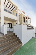 Incroyable appartement avec immense piscine commune et 4 terrains de golf à proximité in Alicante Dream Homes API 1122