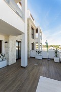 Incroyable appartement avec immense piscine commune et 4 terrains de golf à proximité in Alicante Dream Homes API 1122