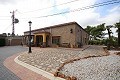 Trois maisons sur un terrain à Monovar in Alicante Dream Homes API 1122