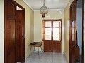 Townhouse with 5 bedrooms and private Garden in Alicante Dream Homes API 1122