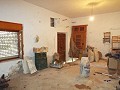Townhouse with 5 bedrooms and private Garden in Alicante Dream Homes API 1122