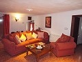 Belle maison de ville de 4 chambres dans le centre d'Ayora in Alicante Dream Homes API 1122