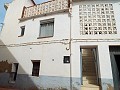 Groot herenhuis met 2 aparte appartementen en garage in Alicante Dream Homes API 1122